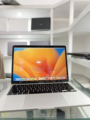 New Laptop Apple MacBook Pro 2023 M2 24GB Apple M2 SSD 2T