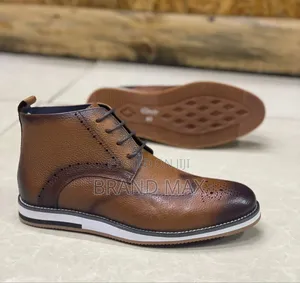 Photo - Clarks Boots Premium Quality