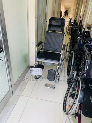 New Wheel-Chair Commode Multiple Functions Wheelchair