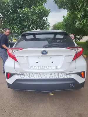 New Toyota C-HR 2023 White
