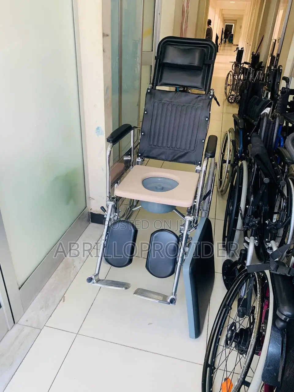 YANGPING- Folding Wheelchair, Lightweight Multifunctional