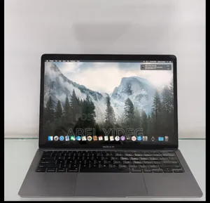 Photo - New Laptop Apple MacBook Air 2020 8GB Intel Core I3 SSD 256GB