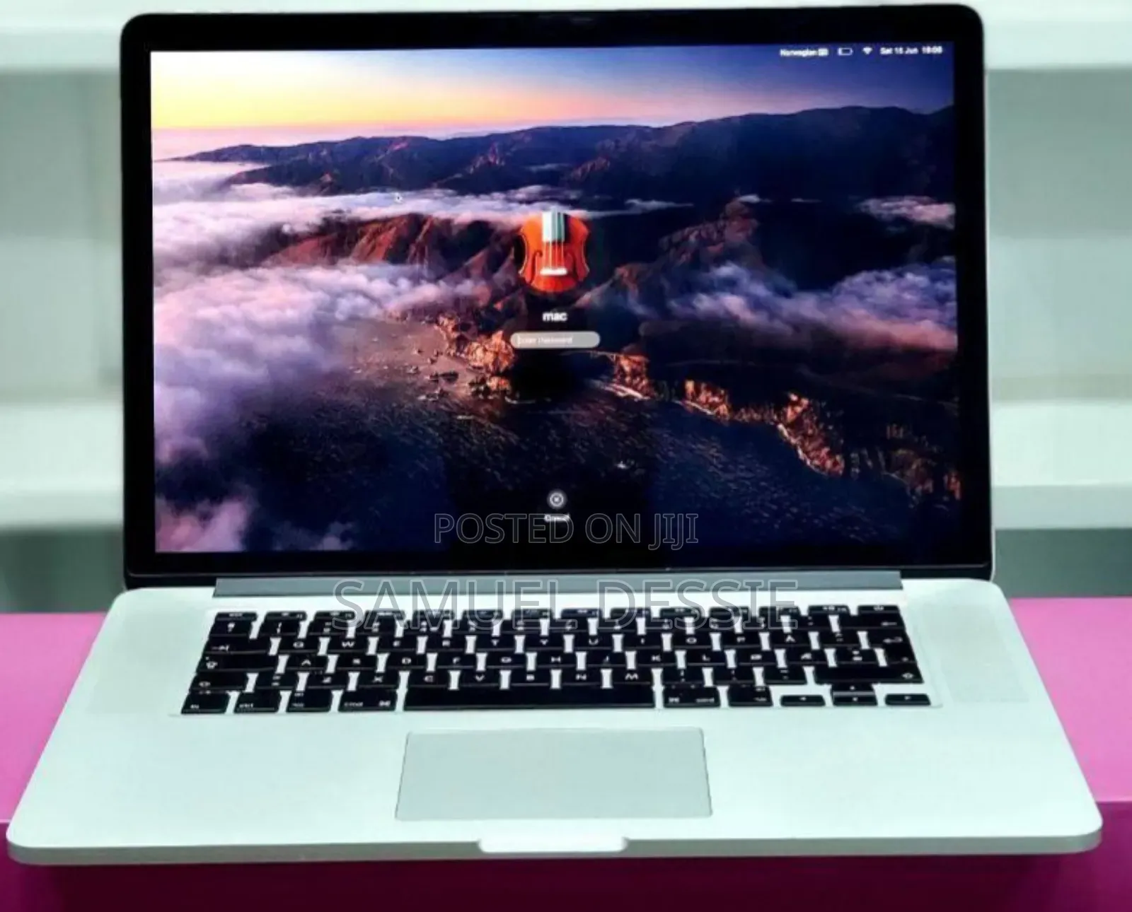 New Laptop Apple MacBook Pro 2015 16GB Intel Core I7 SSD 512GB