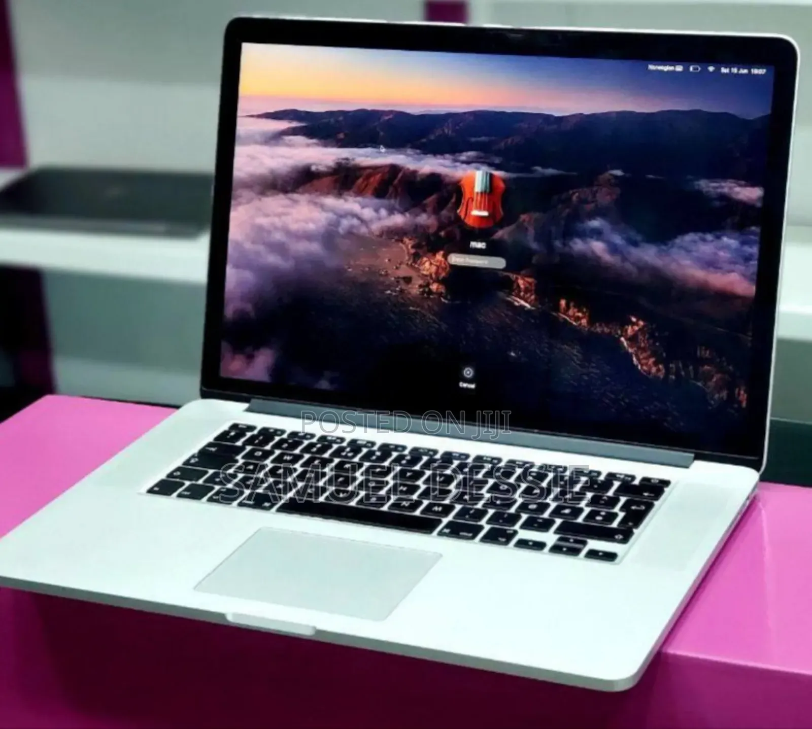 New Laptop Apple MacBook Pro 2015 16GB Intel Core I7 SSD 512GB