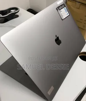 New Laptop Apple MacBook Pro 2019 16GB Intel Core I9 SSD 1T