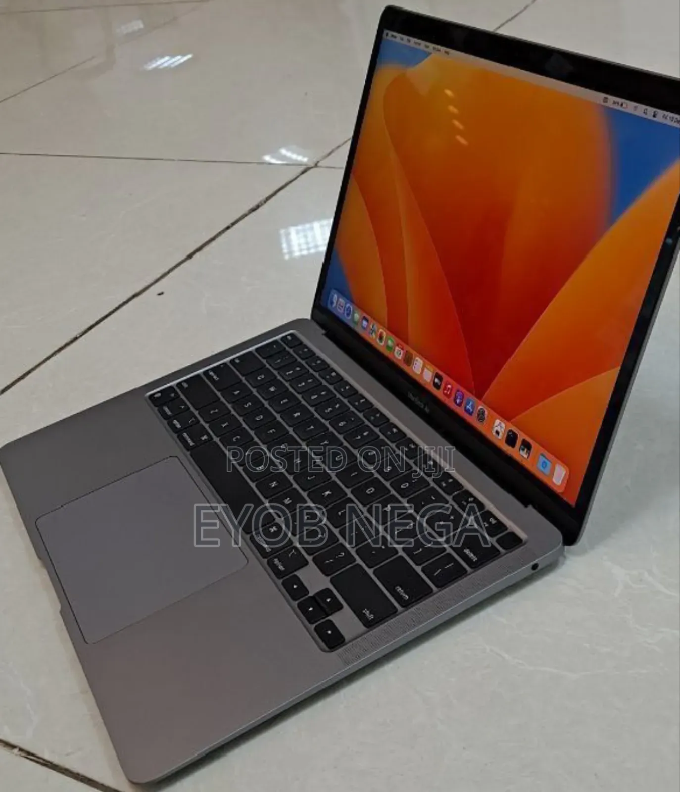 New Laptop Apple MacBook Air 2020 M1 8GB Apple M1 SSD 256GB