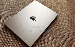 New Laptop Apple MacBook Pro M1 16GB Apple M1 Pro SSD 1T