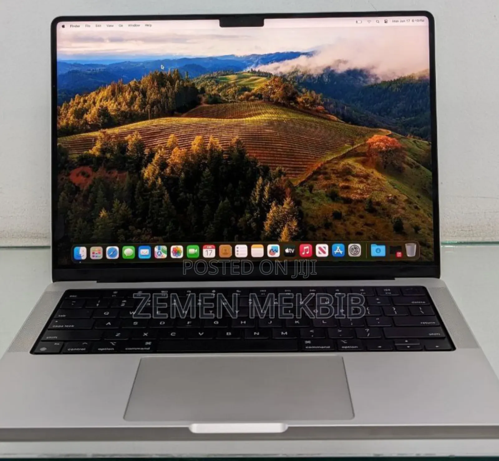 New Laptop Apple MacBook Pro M1 16GB Intel Core I7 SSD 1T