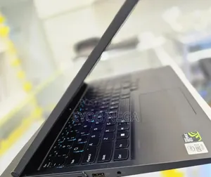 New Laptop Lenovo Legion Y720 16GB Intel Core I7 SSD 512GB