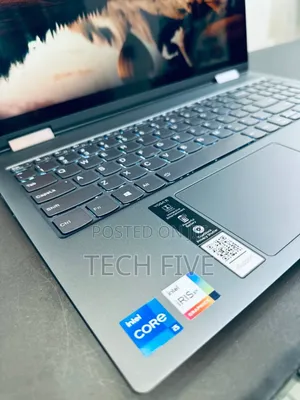 New Laptop Lenovo Yoga 730 8GB Intel Core I5 SSD 512GB