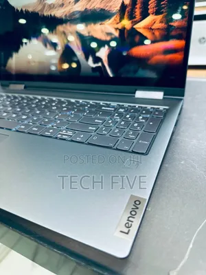 New Laptop Lenovo Yoga 730 8GB Intel Core I5 SSD 512GB