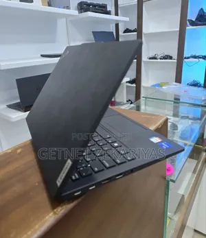 New Laptop Lenovo ThinkPad E14 G5 16GB Intel Core I7 SSD 512GB