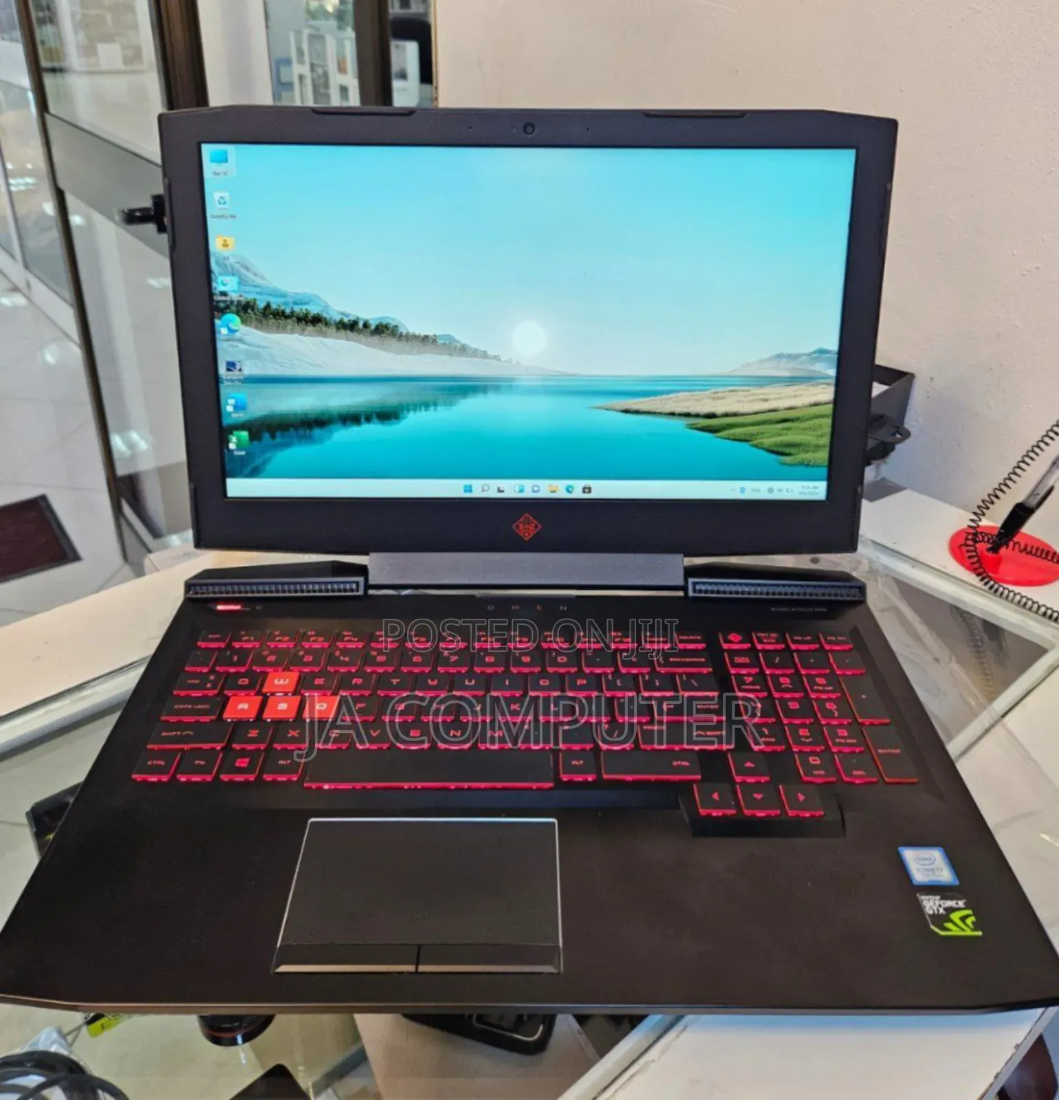 New Laptop HP Omen X 8GB Intel Core I7 SSHD (Hybrid) 1.5T