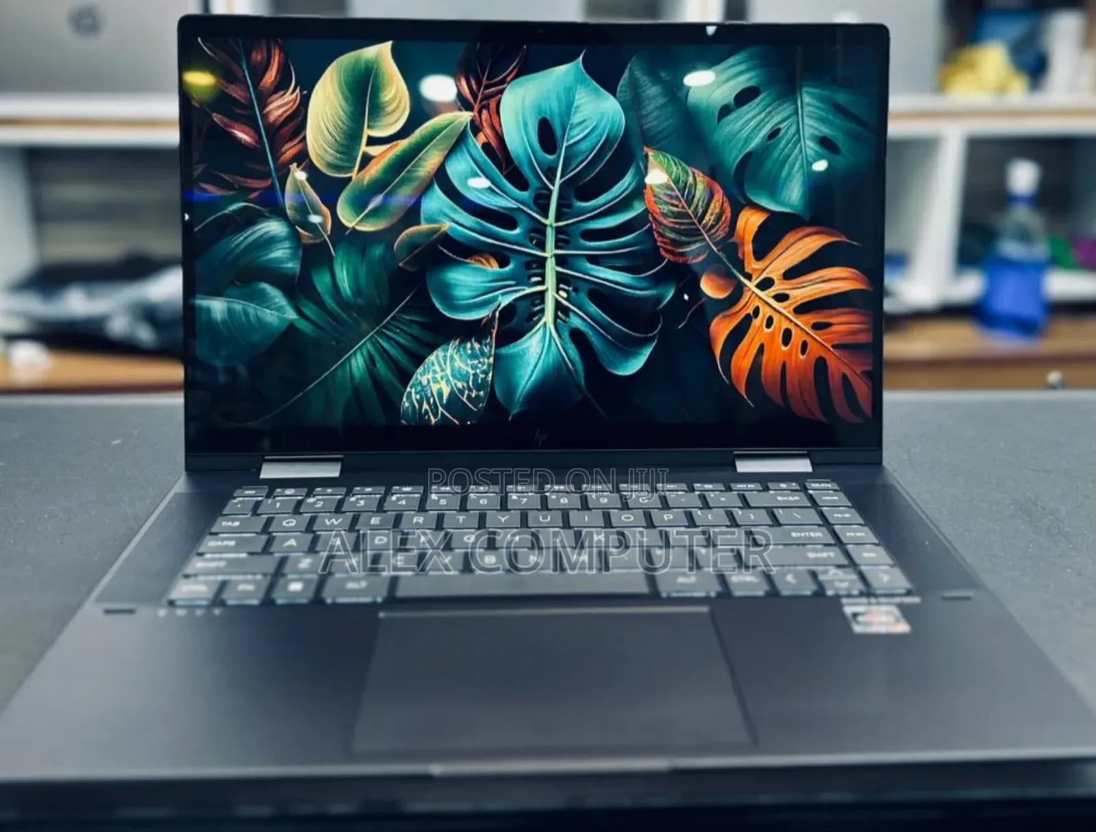 New Laptop HP Envy X360 8GB AMD Ryzen 5 SSD 512GB