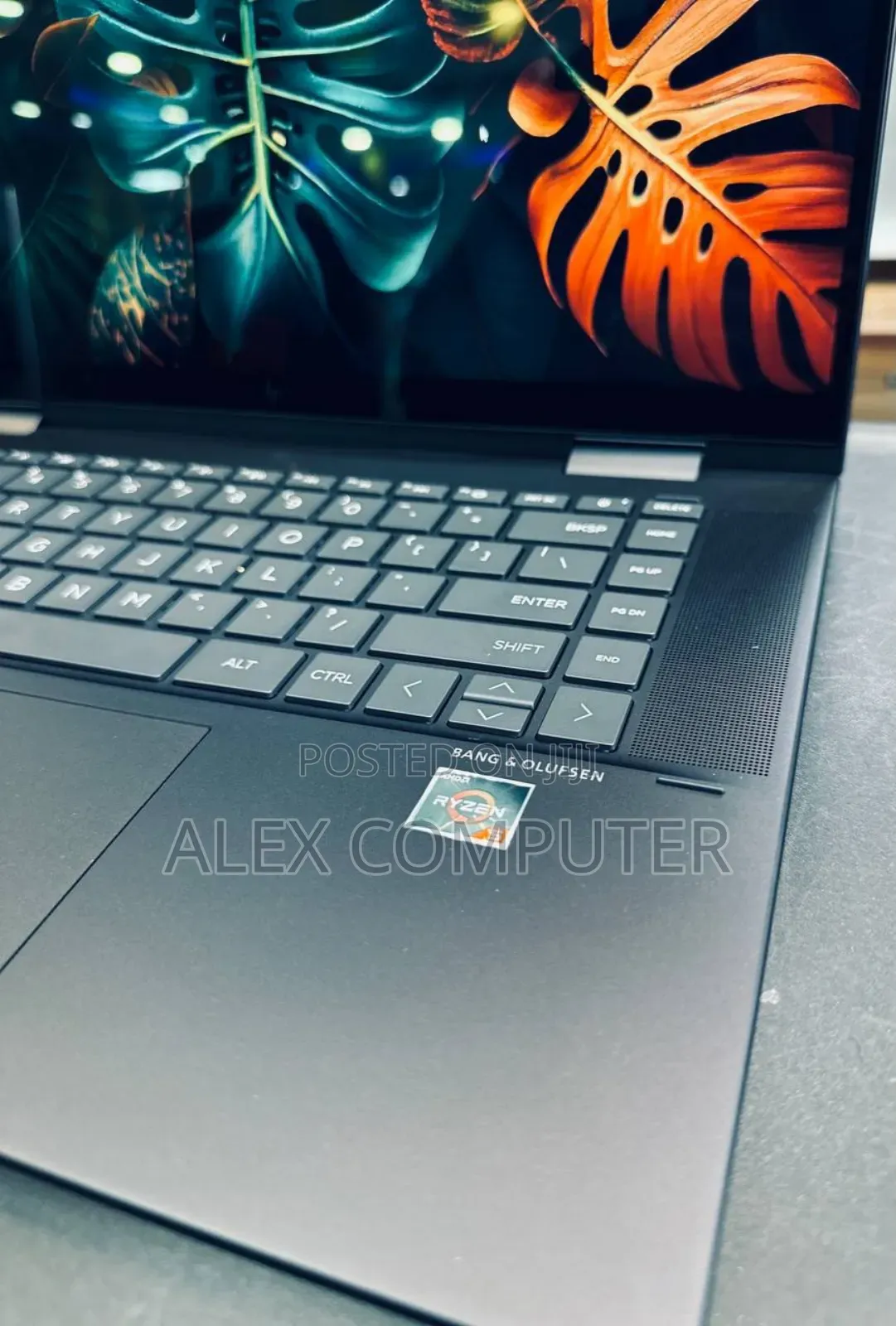 New Laptop HP Envy X360 8GB AMD Ryzen 5 SSD 512GB