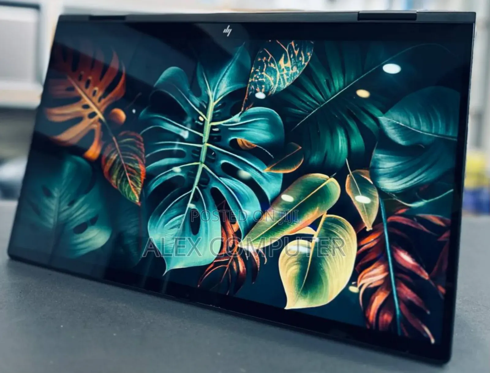 New Laptop HP Envy X360 8GB AMD Ryzen 5 SSD 512GB