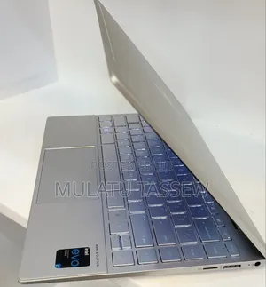 New Laptop HP Envy X360 8GB Intel Core I7 SSD 512GB