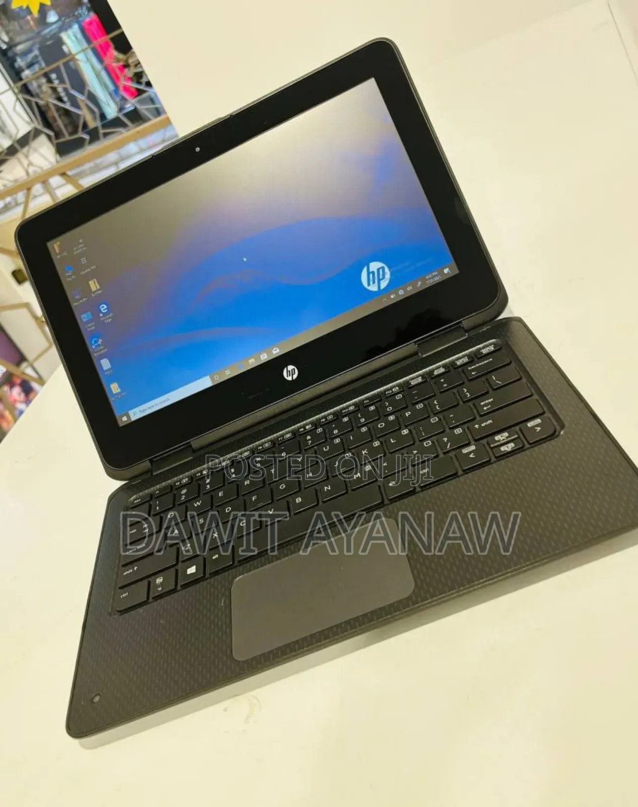 New Laptop HP 8GB Intel Core M SSD 256GB