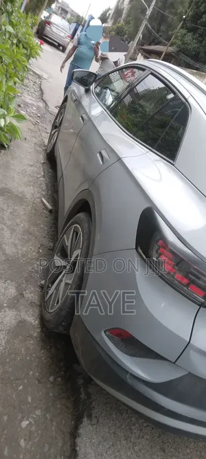 Volkswagen ID.4 2021 Gray