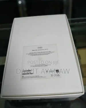 New Apple iPad 10.2 (2021) 64 GB Silver