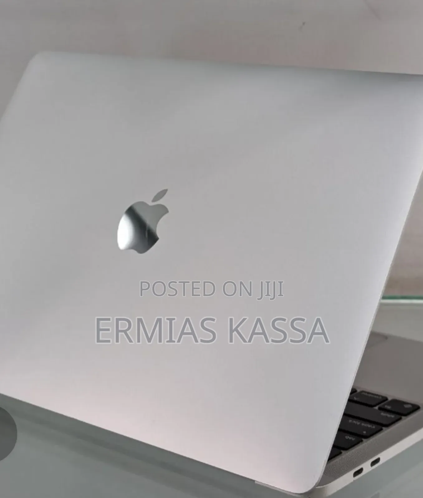 New Laptop Apple MacBook Air 2022 M2 24GB Apple M2 SSD 2T