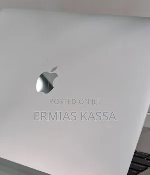 New Laptop Apple MacBook Air 2022 M2 24GB Apple M2 SSD 2T