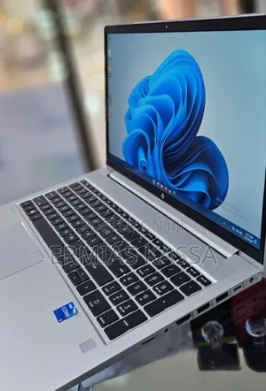 New Laptop HP ProBook 450 G8 8GB Intel Core I5 SSD 512GB