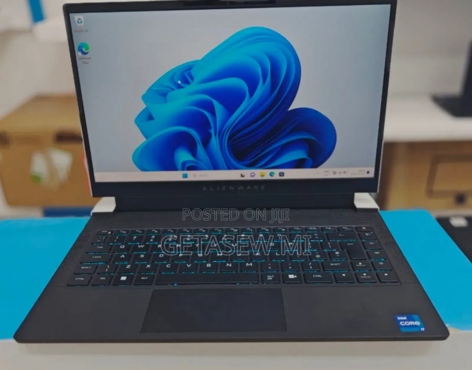 New Laptop Alienware Area-51m 16GB Intel Core I5 SSD 512GB