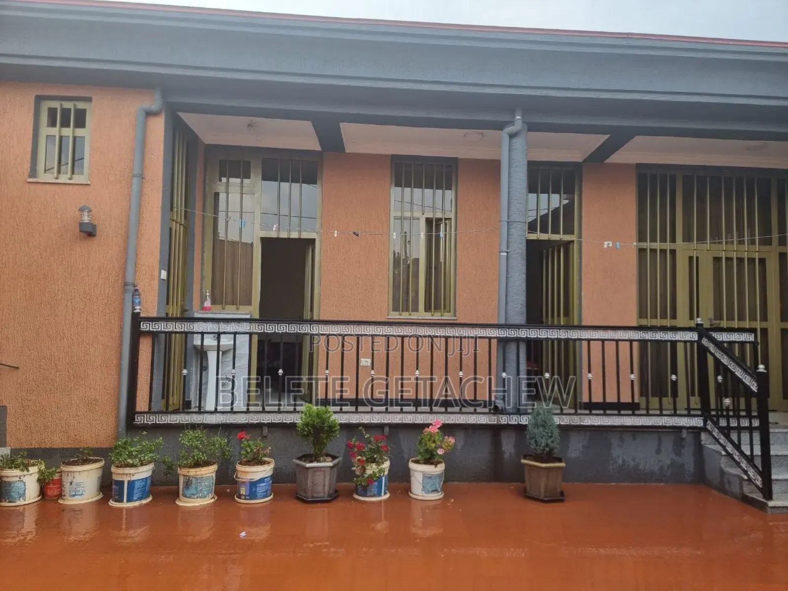 4bdrm House in Ayat, L-Shape, Bole for sale