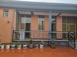 4bdrm House in Ayat, L-Shape, Bole for sale