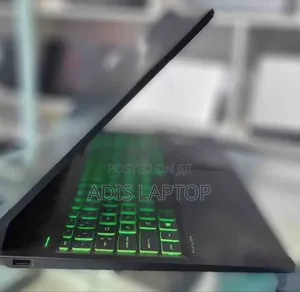 Photo - New Laptop HP Pavilion 10 16GB Intel Core I5 SSD 512GB