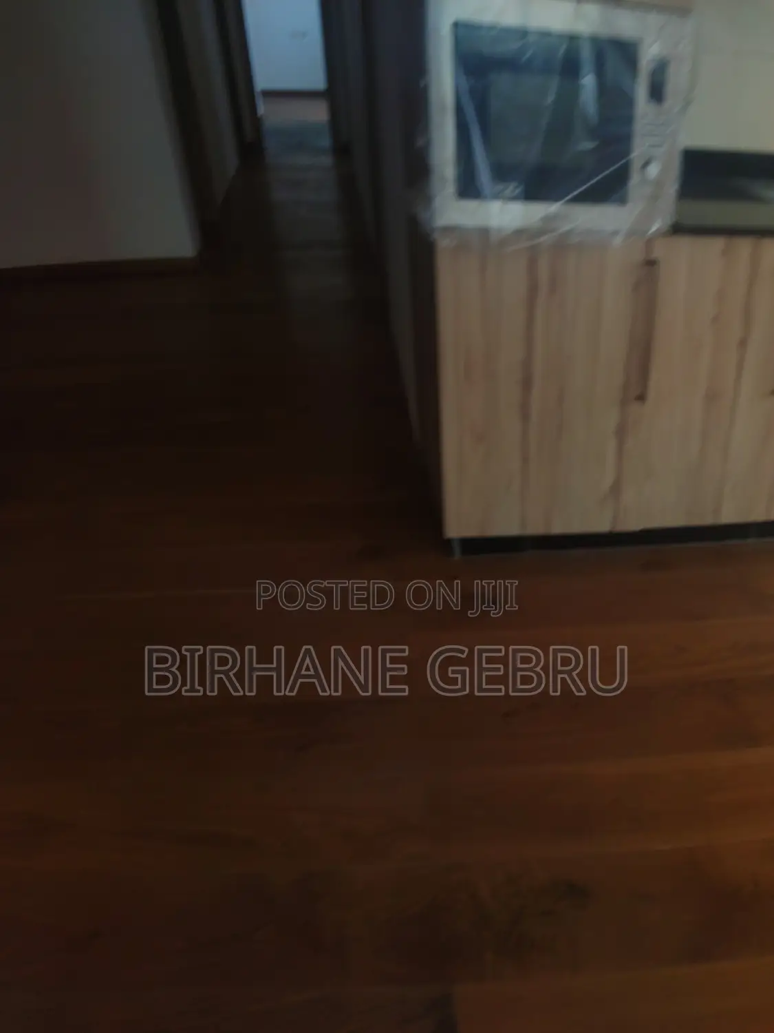 3 Bedroom Luxury Semi Fernished Apartiment for Rent