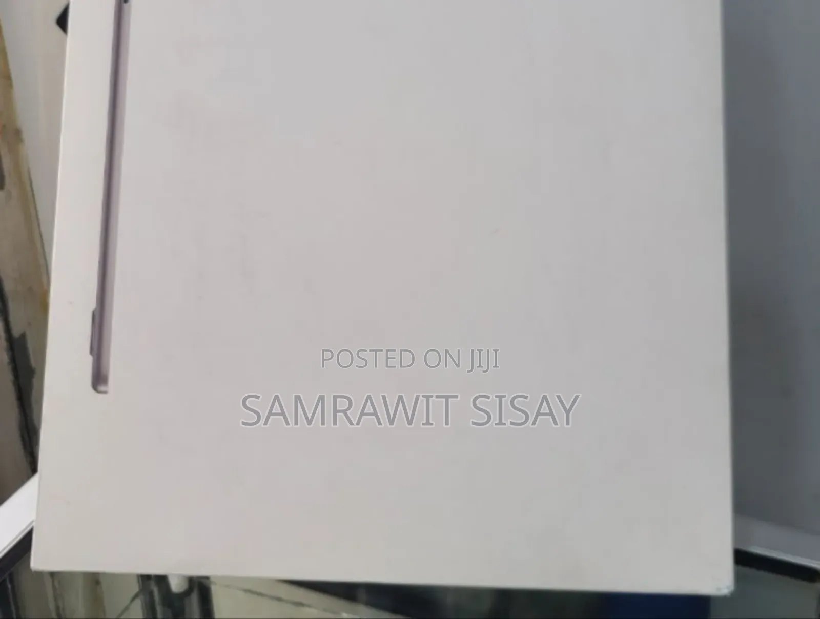 New Laptop Apple MacBook Air 2024 M3 15-Inch 8GB Apple M3 SSD 256GB