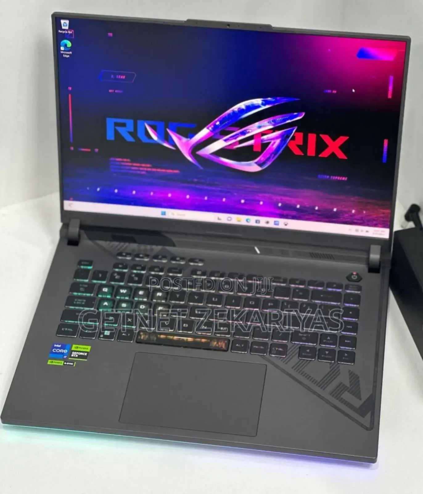 New Laptop Asus ROG Strix G16 G614 8GB Intel Core I7 SSD 512GB