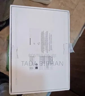 New Apple MacBook Pro 2023 M2 Max 14-Inch 16GB Apple M2 SSD 512GB