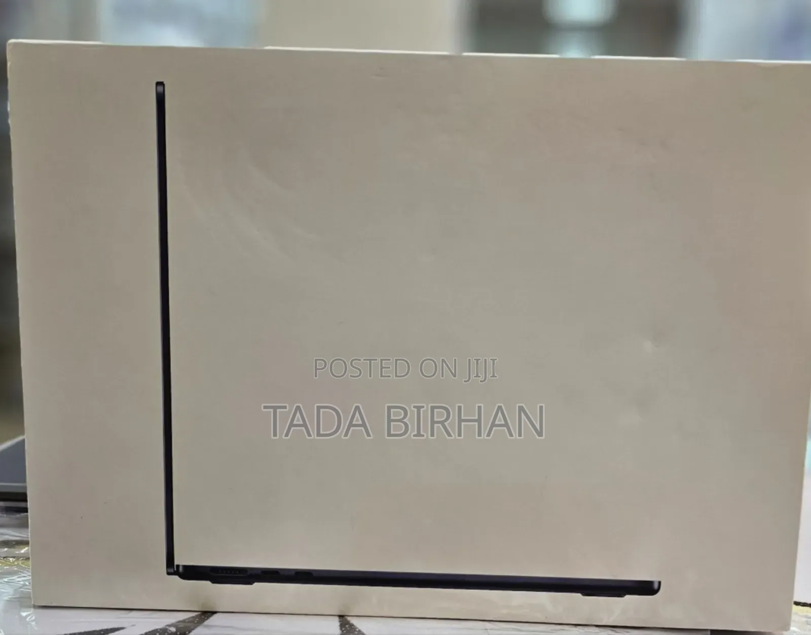 New Laptop Apple MacBook Air 2022 M2 8GB Apple M2 Ultra SSD 256GB