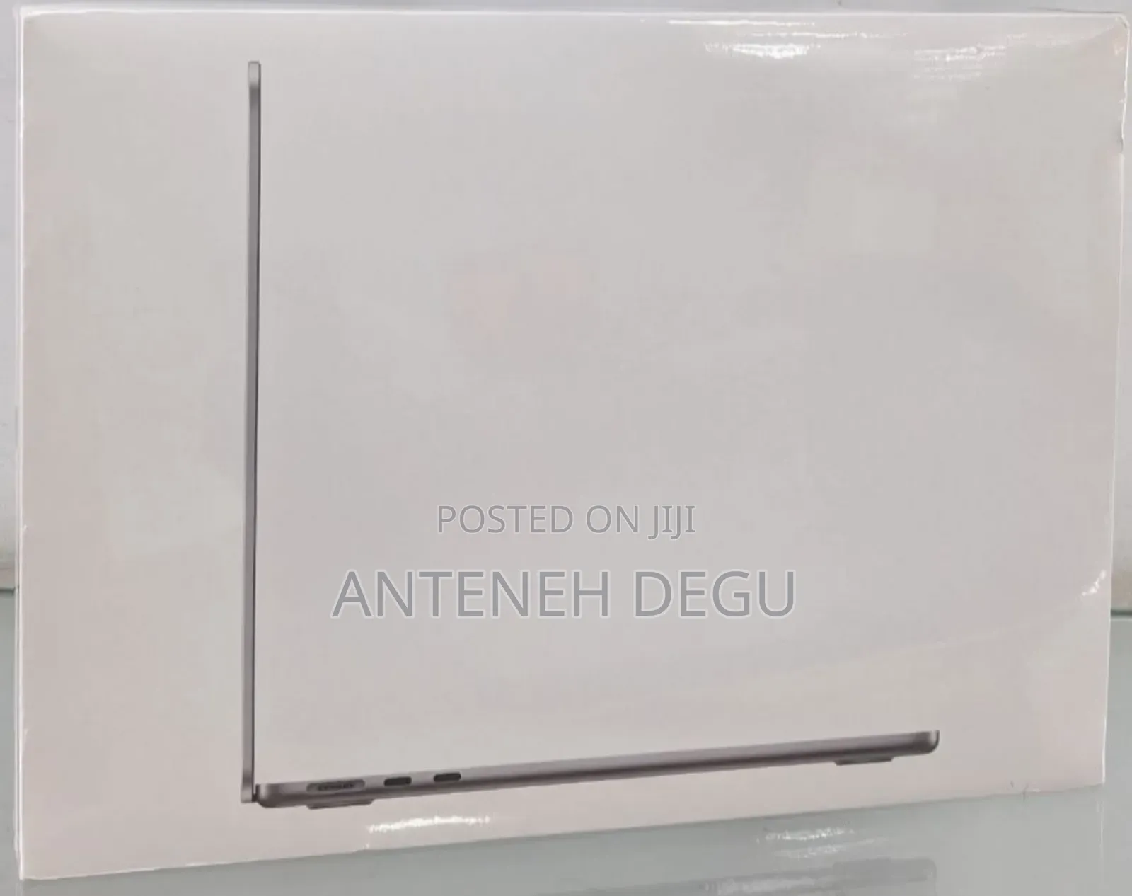 New Laptop Apple MacBook Air 2022 M2 8GB Apple M2 SSD 512GB