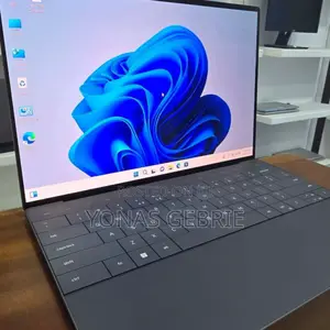 New Laptop Dell XPS 13 32GB Intel Core I7 SSD 1T