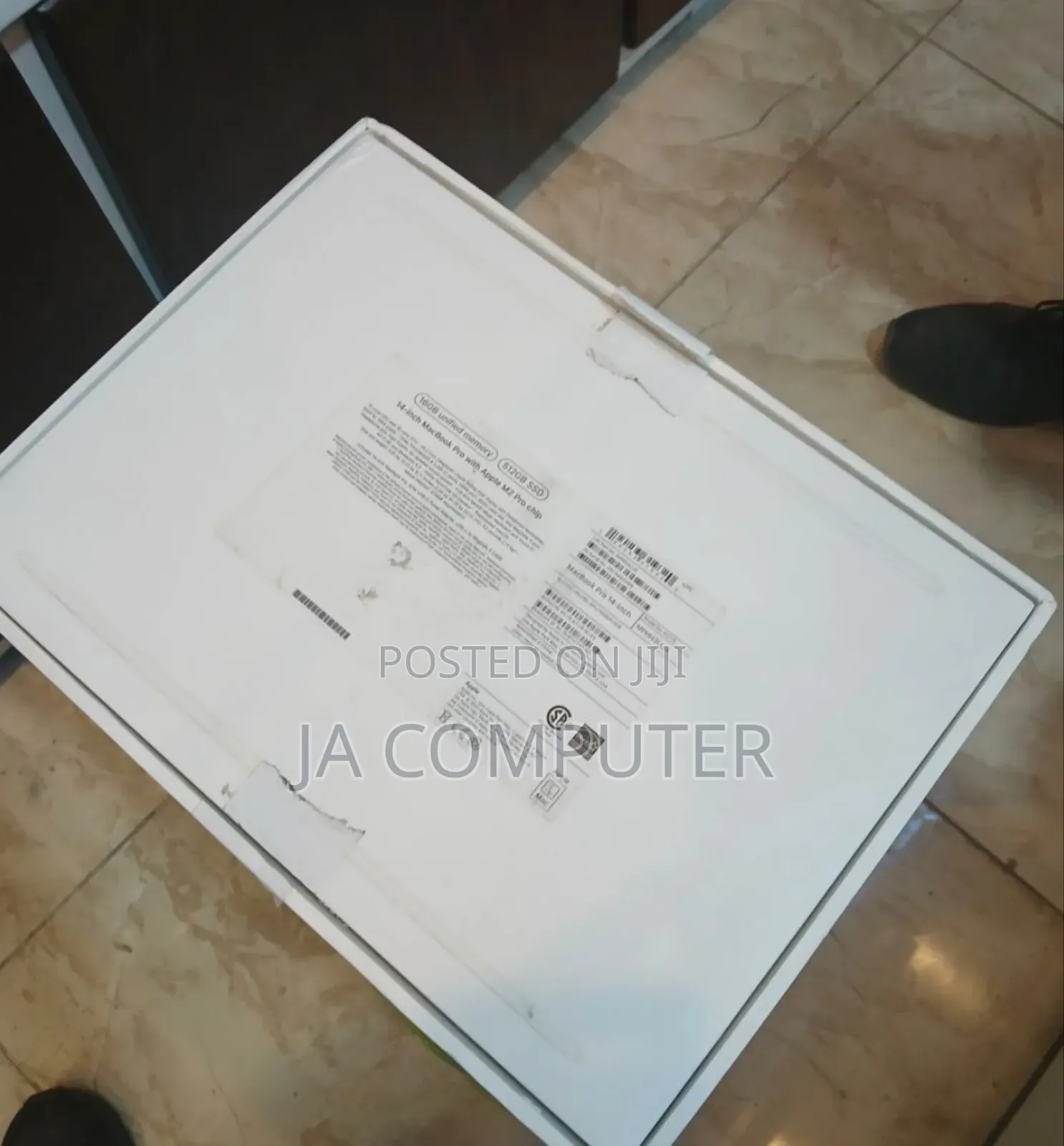 New Laptop Apple MacBook Pro 2020 M1 8GB Apple M1 SSD 512GB