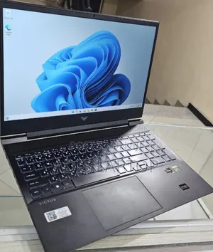 New Laptop HP Victus 16 24GB AMD Ryzen 5 SSD 512GB
