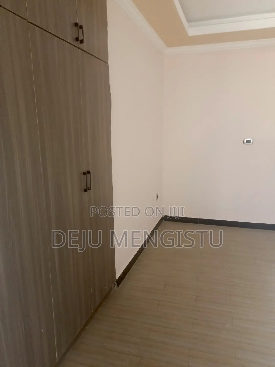 5bdrm House in ሰባ ሁለት, Bole for sale