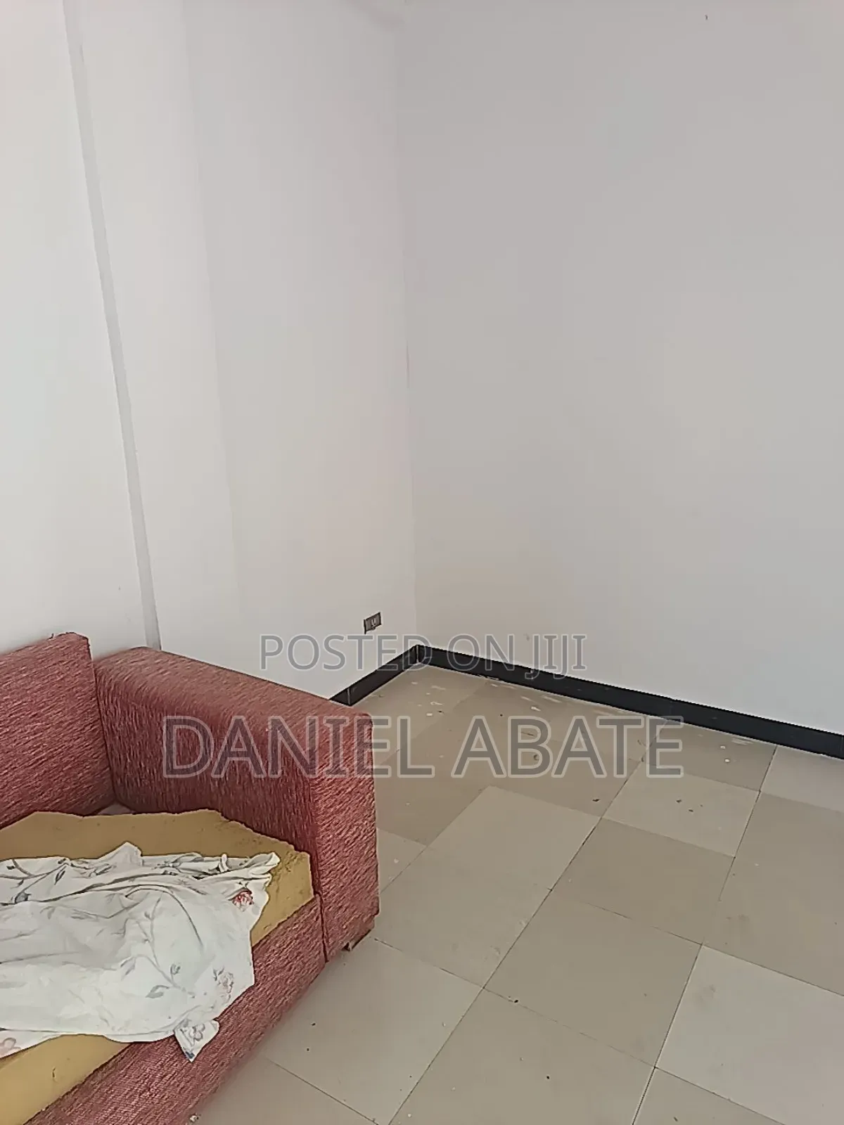 Furnished 4bdrm Apartment in Tse Hay Real State, Yeka for sale