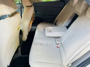 Hyundai Elantra 2021 White