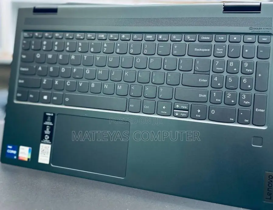 New Laptop Yoga 8GB Intel Core I5 SSD 512GB