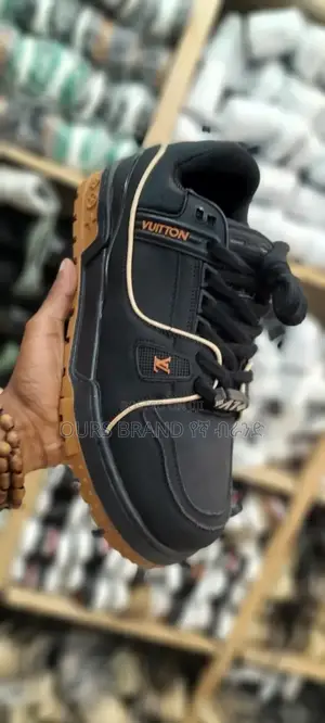 Louis Vuitton LV MAX High Master Quality Luxury Sneakers Sh