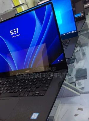 Photo - New Laptop Dell Precision 15 3520 16GB Intel Core I7 SSD 512GB