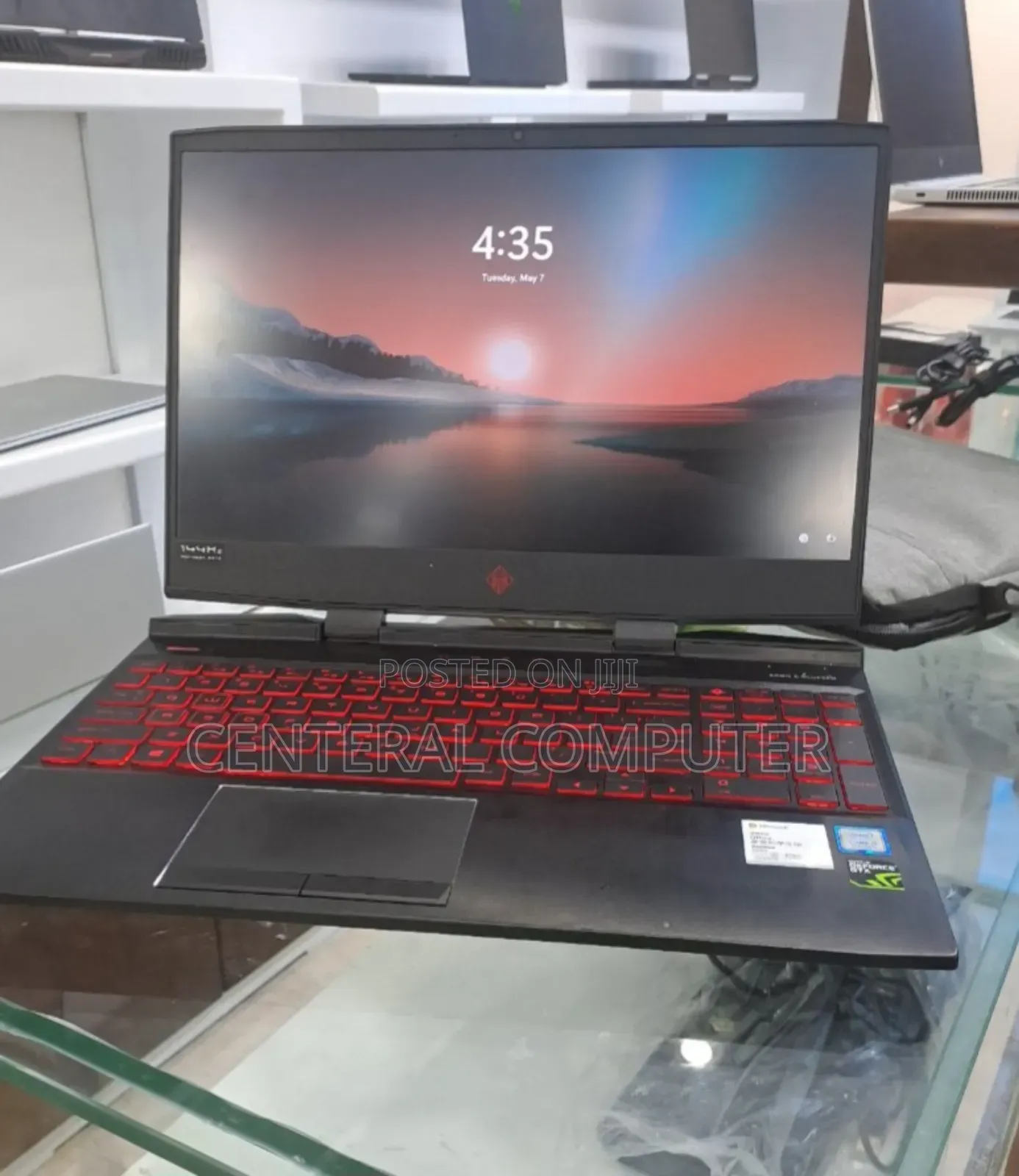New Laptop HP Omen X 17t 16GB Intel Core I7 SSD 512GB