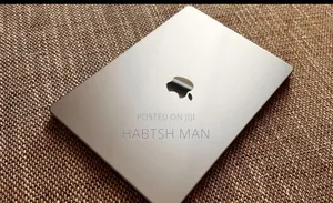 New Laptop Apple MacBook Pro M1 16GB Apple M1 Pro SSD 1T