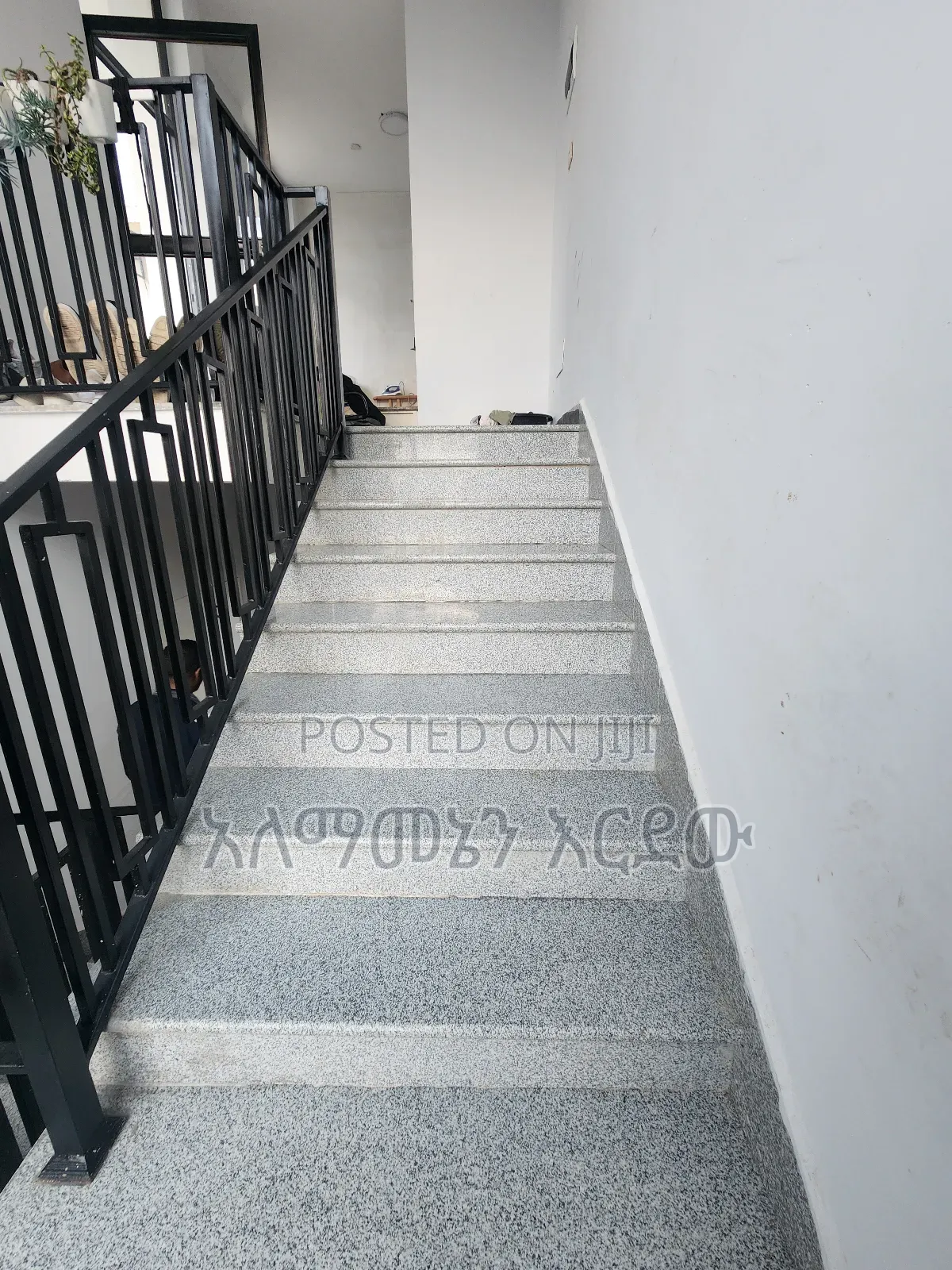 Furnished 7bdrm House in ሰሚት ፍርድ ቤት, Bole for sale