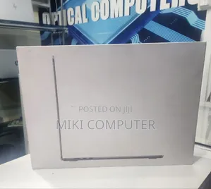 Photo - New Laptop Apple MacBook Air 2022 M2 8GB Intel SSD 256GB